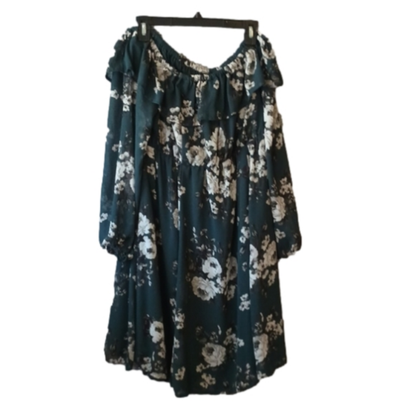 Torrid off shoulder dress 2x - Picture 2 of 6